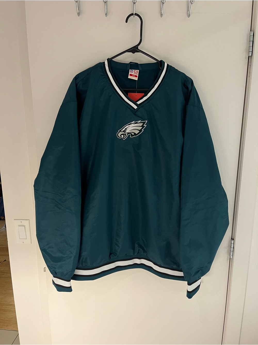 NWT NFL Philadelphia Eagles Pullover Windbreaker Jacket XXL